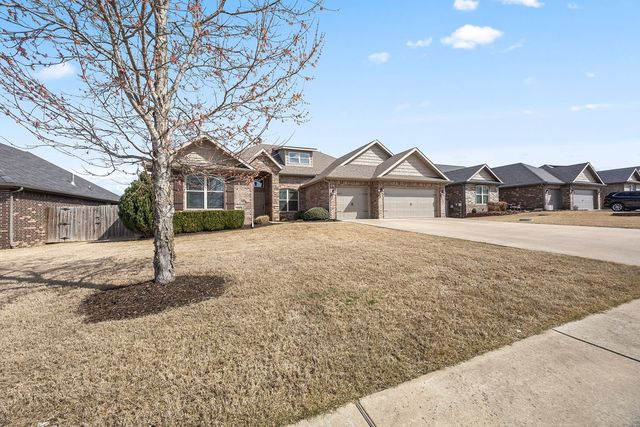 209 Deere Run Drive, Cave Springs, AR 72718