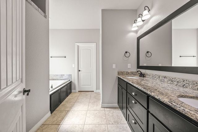 209 Deere Run Drive, Cave Springs, AR 72718