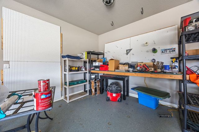 209 Deere Run Drive, Cave Springs, AR 72718