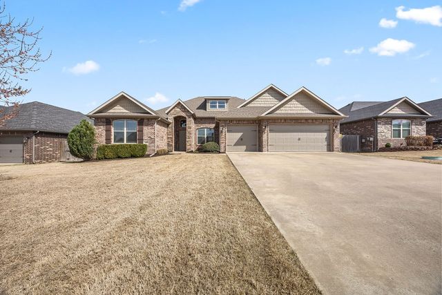 209 Deere Run Drive, Cave Springs, AR 72718