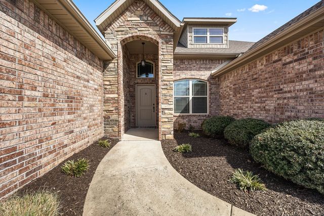 209 Deere Run Drive, Cave Springs, AR 72718