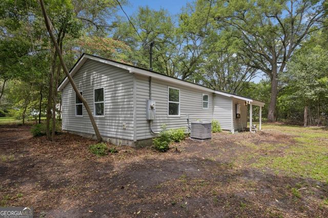 2 Commonwealth Avenue, Port Wentworth, GA 31407