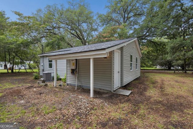 2 Commonwealth Avenue, Port Wentworth, GA 31407