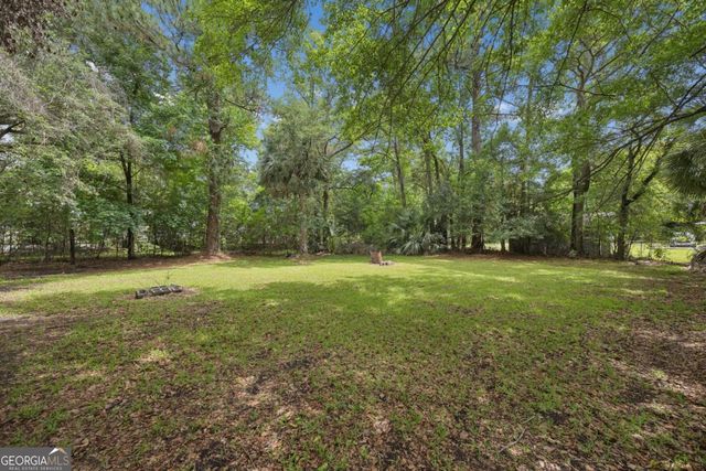 2 Commonwealth Avenue, Port Wentworth, GA 31407