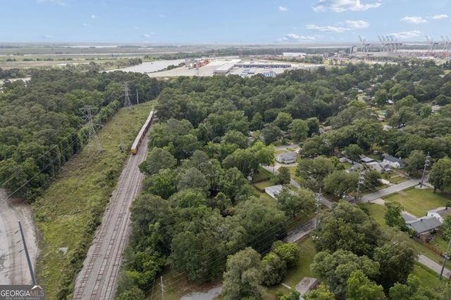 2 Commonwealth Avenue, Port Wentworth, GA 31407
