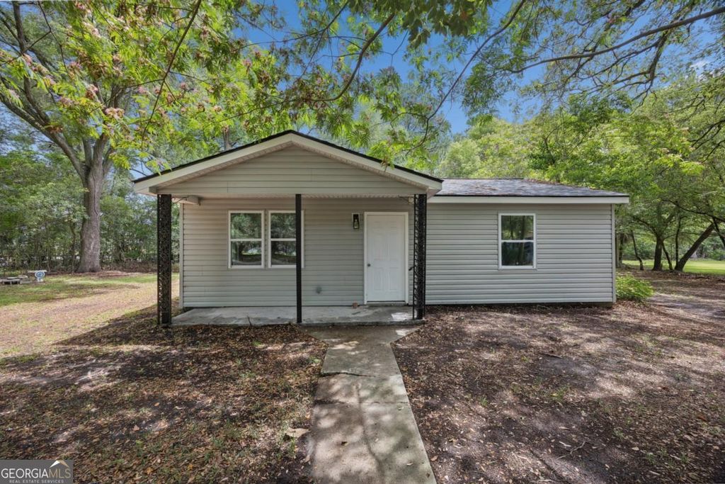 2 Commonwealth Avenue, Port Wentworth, GA 31407