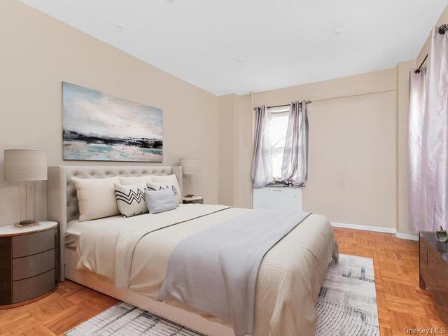 8 Fordham Hill Oval 3D, Bronx, NY 10468