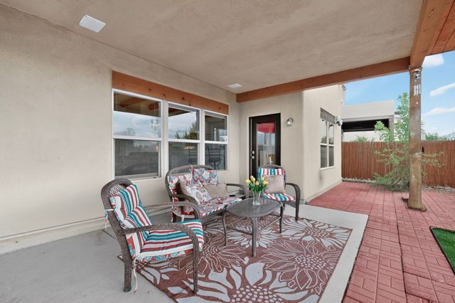 4809 Golden Ray Circle, Santa Fe, NM 87507