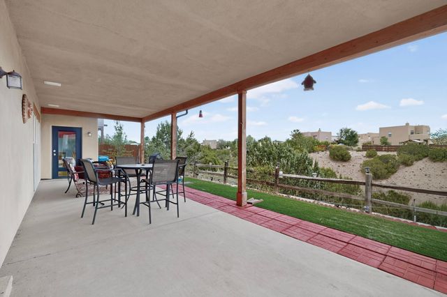 4809 Golden Ray Circle, Santa Fe, NM 87507