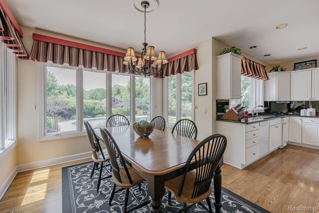 3720 Northwood Drive, West Bloomfield Charter Township, MI 48324