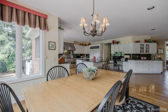 3720 Northwood Drive, West Bloomfield Charter Township, MI 48324