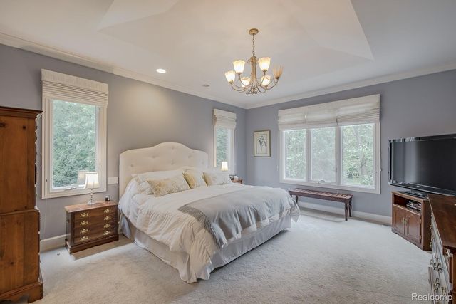 3720 Northwood Drive, West Bloomfield Charter Township, MI 48324