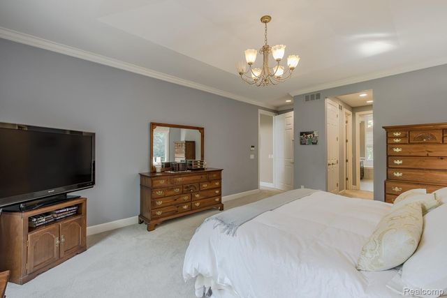 3720 Northwood Drive, West Bloomfield Charter Township, MI 48324