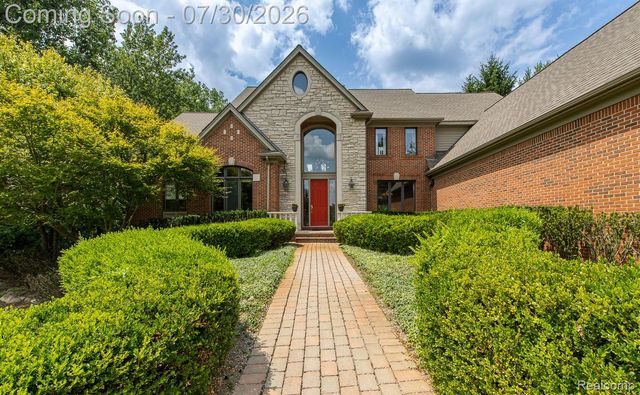 3720 Northwood Drive, West Bloomfield Charter Township, MI 48324