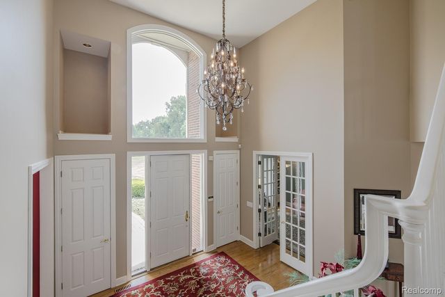 3720 Northwood Drive, West Bloomfield Charter Township, MI 48324