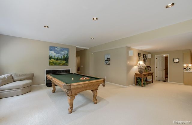 3720 Northwood Drive, West Bloomfield Charter Township, MI 48324