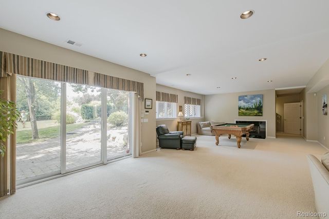 3720 Northwood Drive, West Bloomfield Charter Township, MI 48324