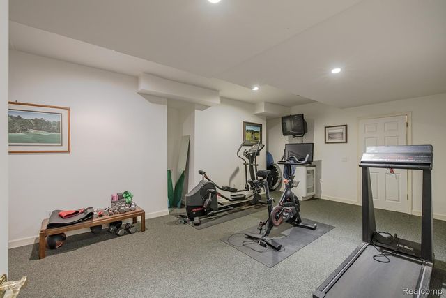 3720 Northwood Drive, West Bloomfield Charter Township, MI 48324