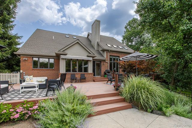 3720 Northwood Drive, West Bloomfield Charter Township, MI 48324