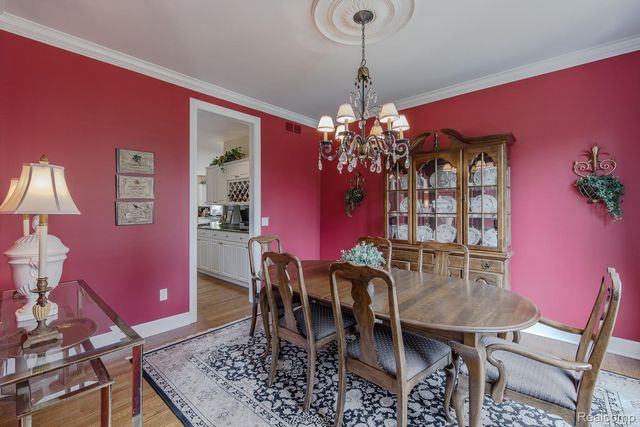 3720 Northwood Drive, West Bloomfield Charter Township, MI 48324