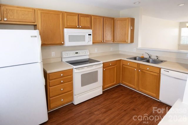 10034 Pergola View Court, Charlotte, NC 28213