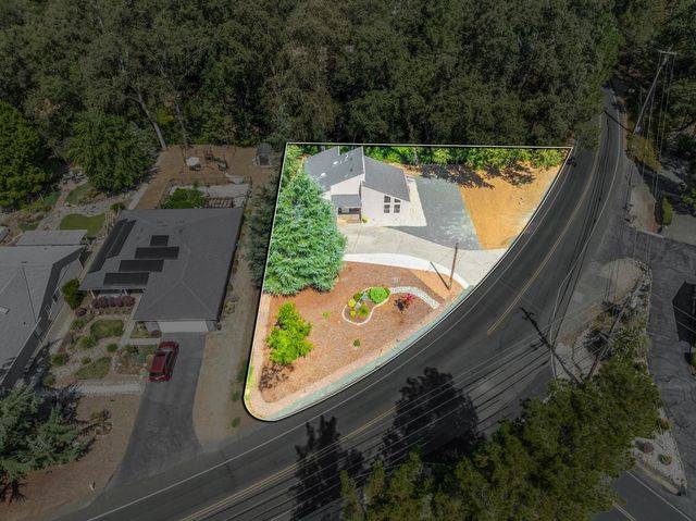 12356 Lake Wildwood Drive, Penn Valley, CA 95946