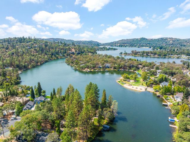 12356 Lake Wildwood Drive, Penn Valley, CA 95946
