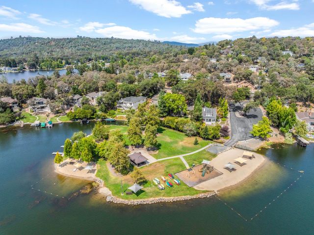 12356 Lake Wildwood Drive, Penn Valley, CA 95946