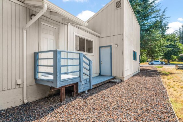 12356 Lake Wildwood Drive, Penn Valley, CA 95946