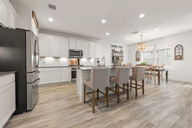 10009 Gray Jay Court, Conroe, TX 77384