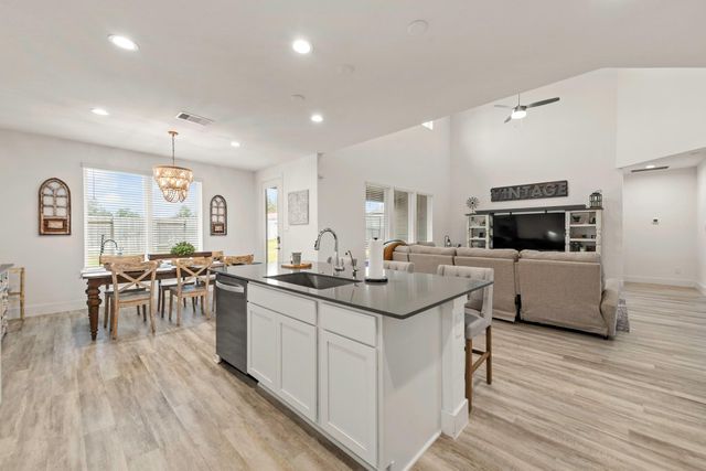 10009 Gray Jay Court, Conroe, TX 77384