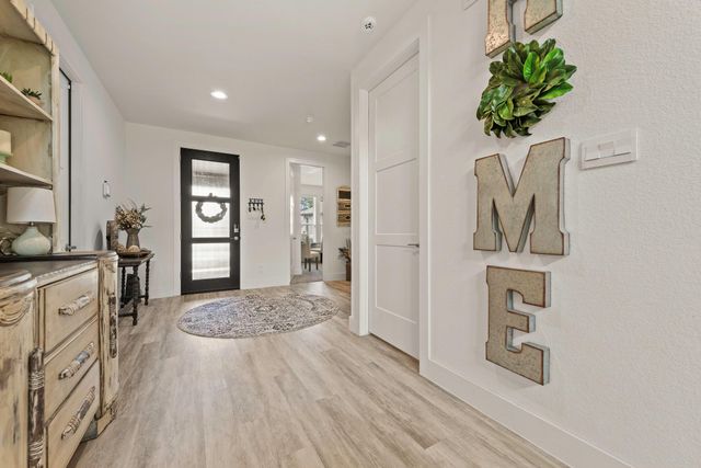 10009 Gray Jay Court, Conroe, TX 77384