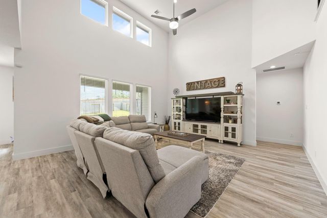 10009 Gray Jay Court, Conroe, TX 77384