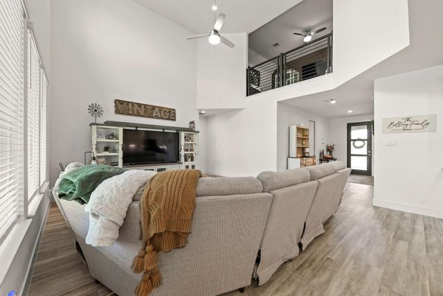 10009 Gray Jay Court, Conroe, TX 77384