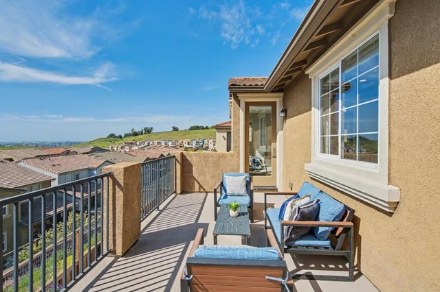 29803 Cantera Drive, Hayward, CA 94544