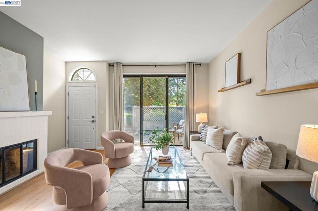 305 Rock Creek Way, Pleasant Hill, CA 94523