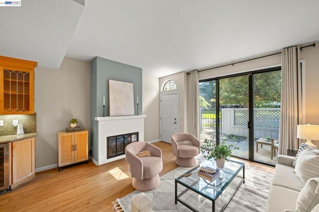 305 Rock Creek Way, Pleasant Hill, CA 94523