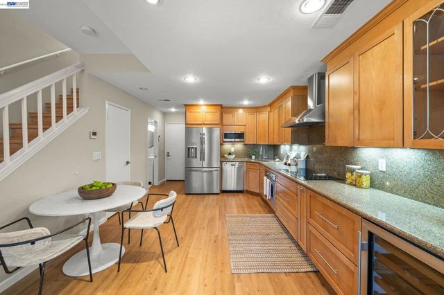 305 Rock Creek Way, Pleasant Hill, CA 94523