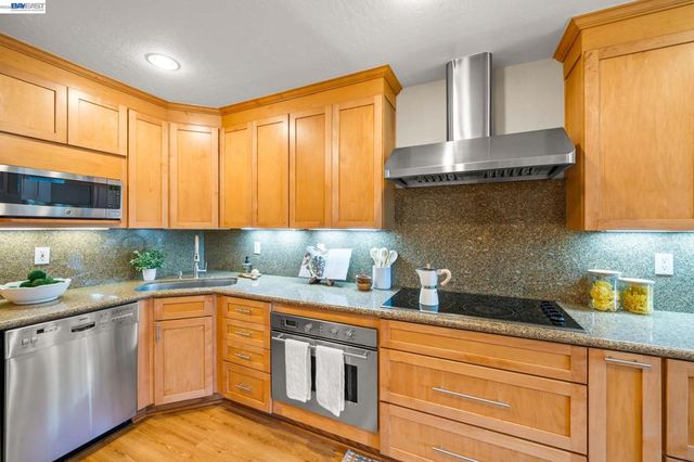 305 Rock Creek Way, Pleasant Hill, CA 94523