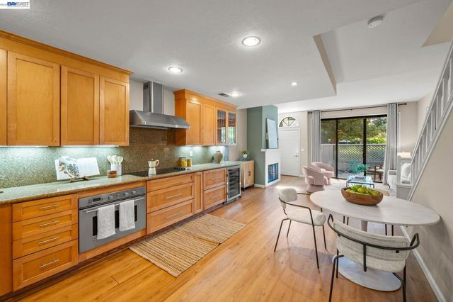 305 Rock Creek Way, Pleasant Hill, CA 94523