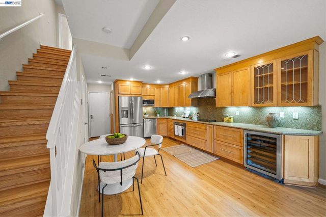 305 Rock Creek Way, Pleasant Hill, CA 94523