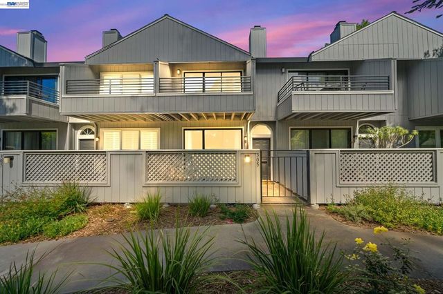 305 Rock Creek Way, Pleasant Hill, CA 94523