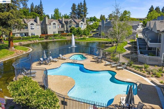 305 Rock Creek Way, Pleasant Hill, CA 94523