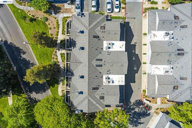 305 Rock Creek Way, Pleasant Hill, CA 94523