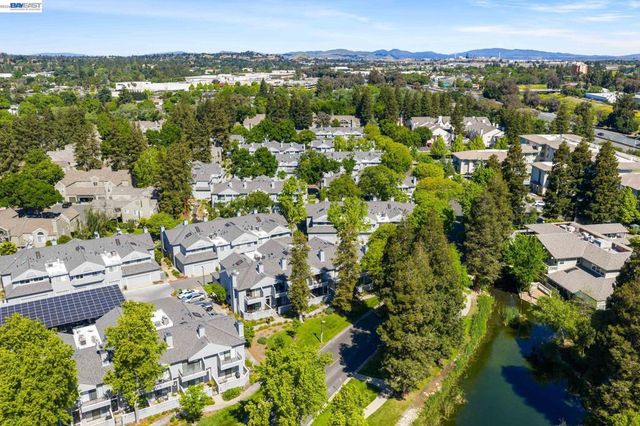 305 Rock Creek Way, Pleasant Hill, CA 94523