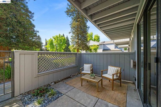 305 Rock Creek Way, Pleasant Hill, CA 94523