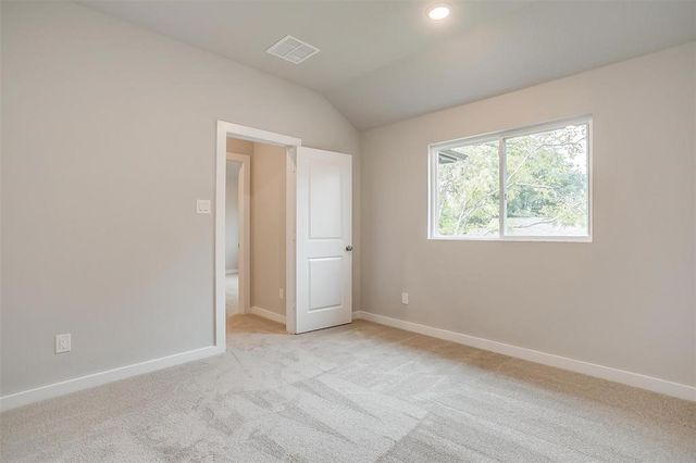 4525 Hogans Alley Drive, Arlington, TX 76001