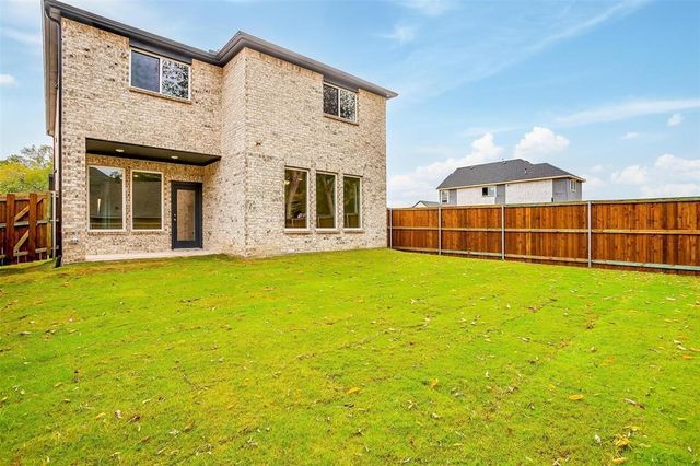 4525 Hogans Alley Drive, Arlington, TX 76001