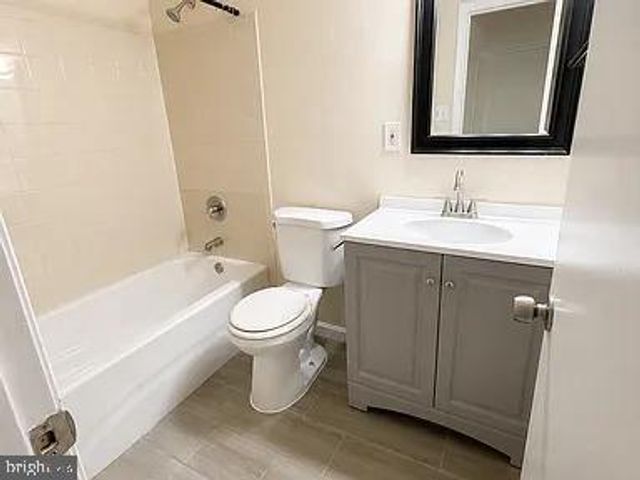5927 GRAND BANKS RD, Columbia, MD 21044
