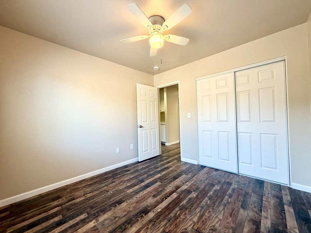 Image 12 of property listing at 2412 Sycamore Street, Selma, CA 93662